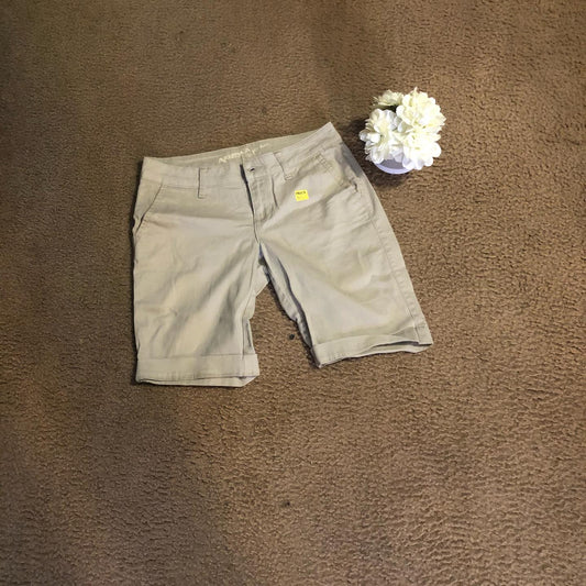 Thrift With A Purpose-Khaki Shorts