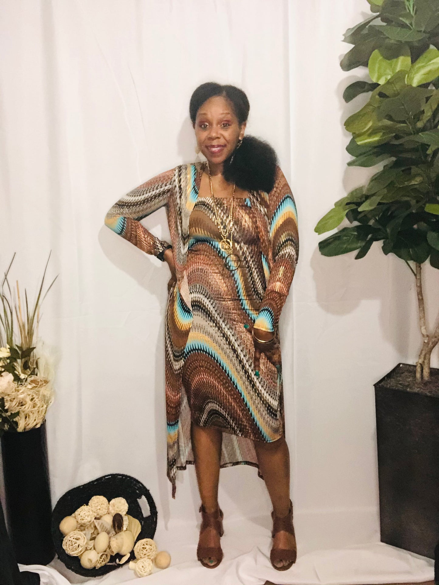 CHAR’S 2 PIECE QUEEN DRESS 👑