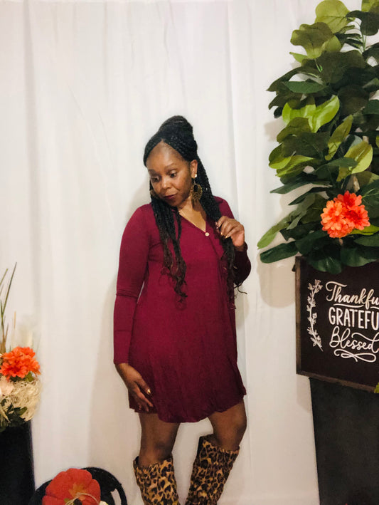 CHAR’S SNAP BACK BURGUNDY DRESS ✨