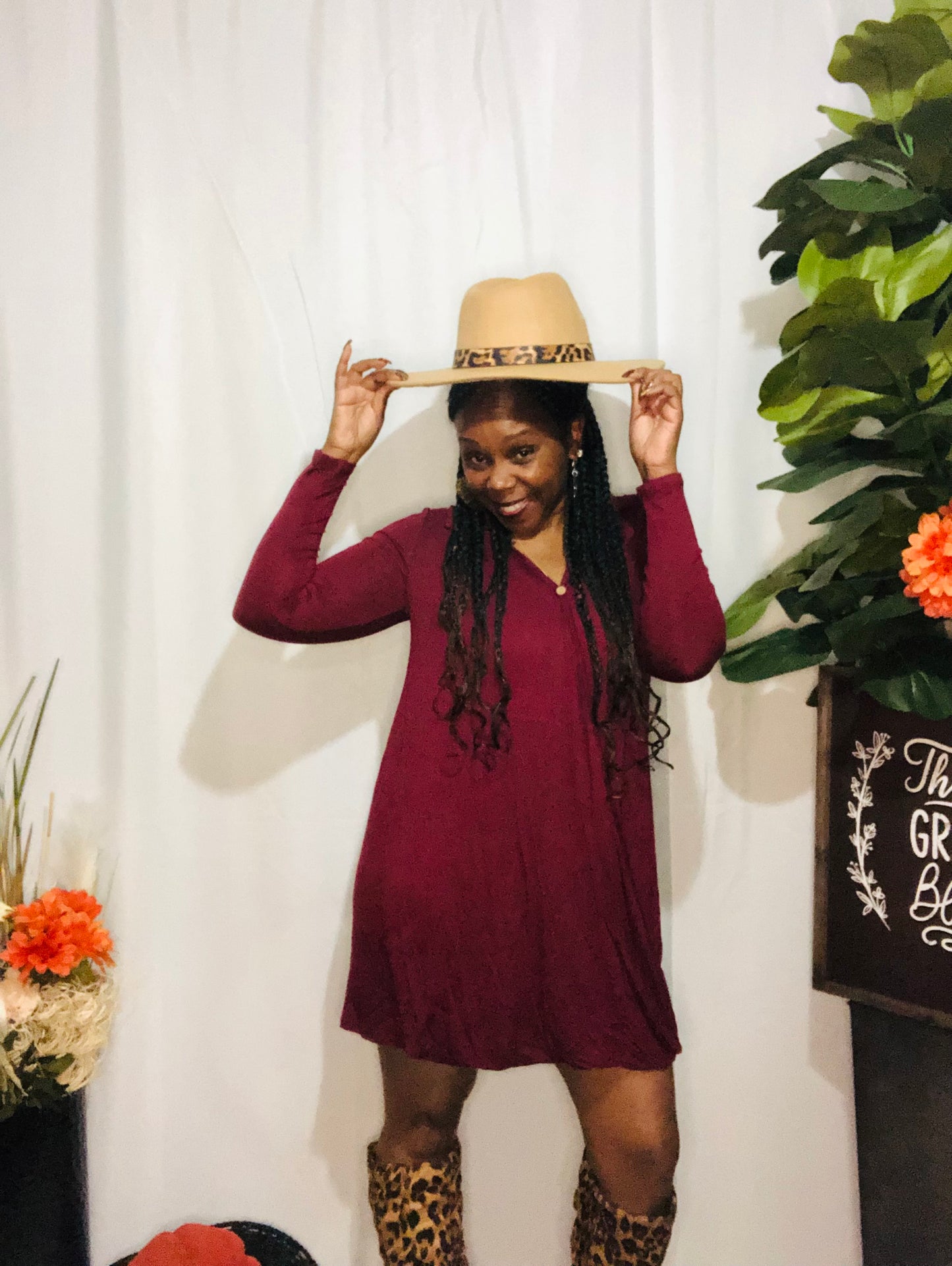 CHAR’S SNAP BACK BURGUNDY DRESS ✨